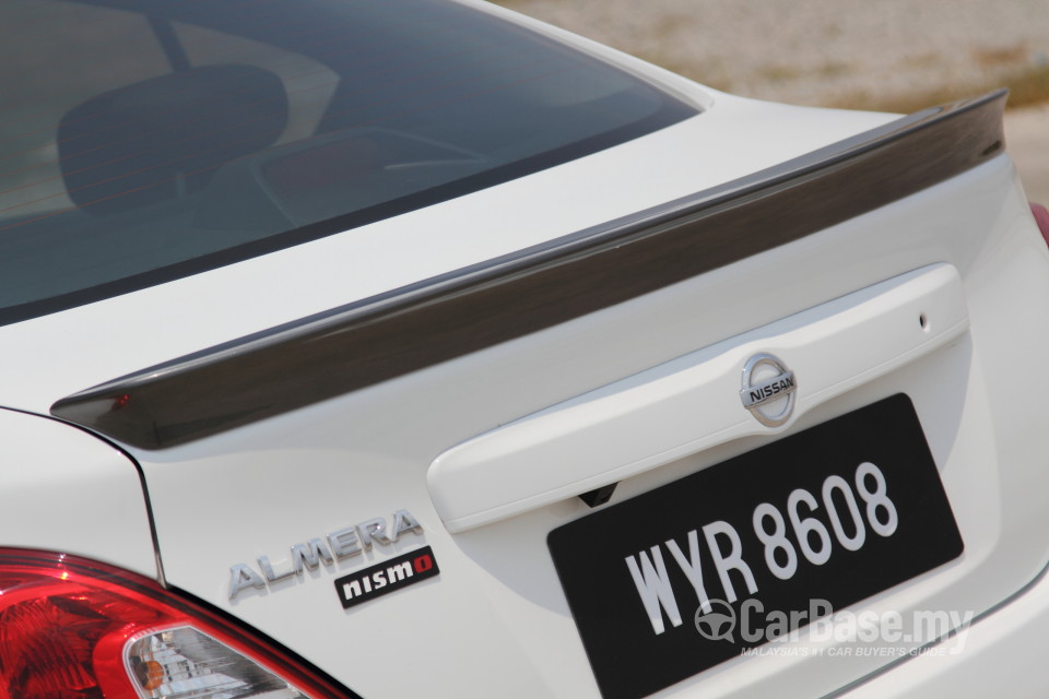 Nissan Almera N17 (2012) Exterior