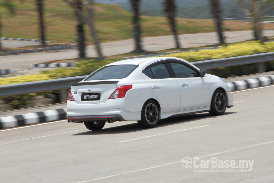 Nissan Almera N17 (2012) Exterior