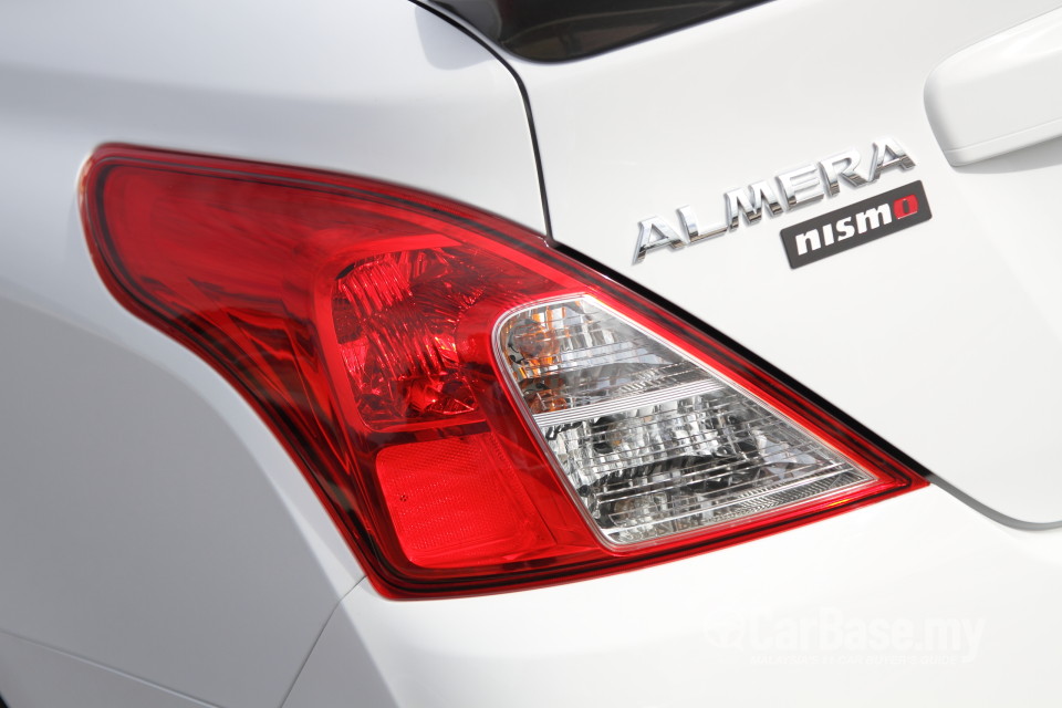 Nissan Almera N17 Facelift (2015) Exterior