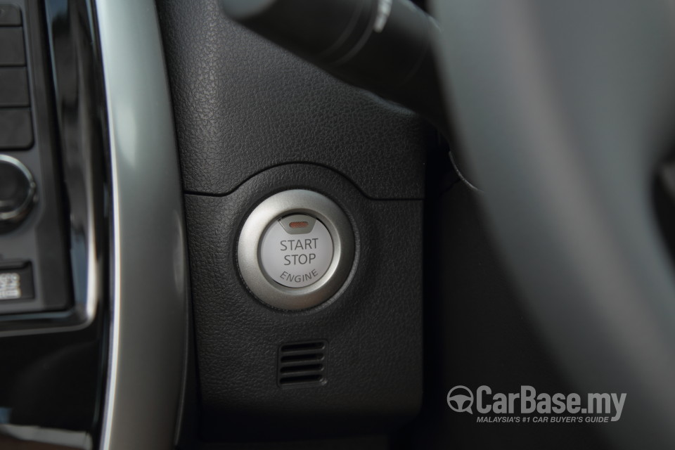 Nissan Almera N17 Facelift (2015) Interior