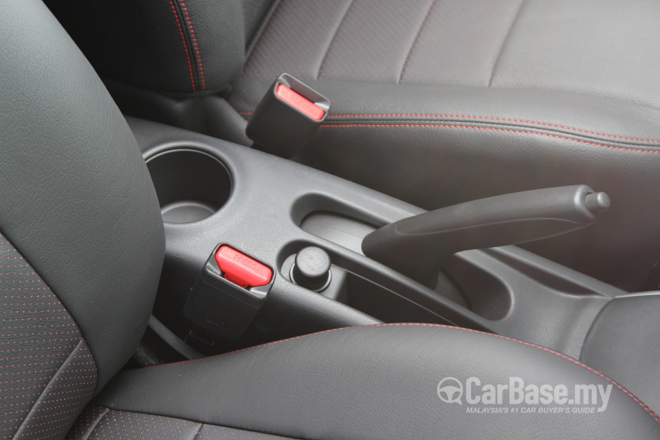 Nissan Almera N17 Facelift (2015) Interior
