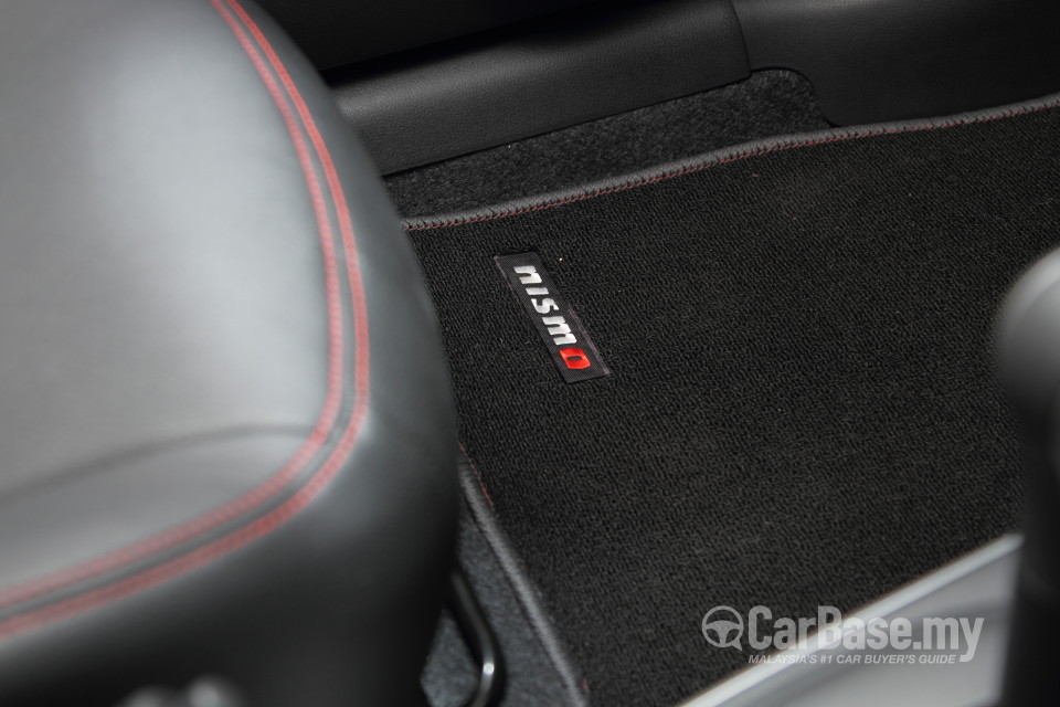 Nissan Almera N17 Facelift (2015) Interior