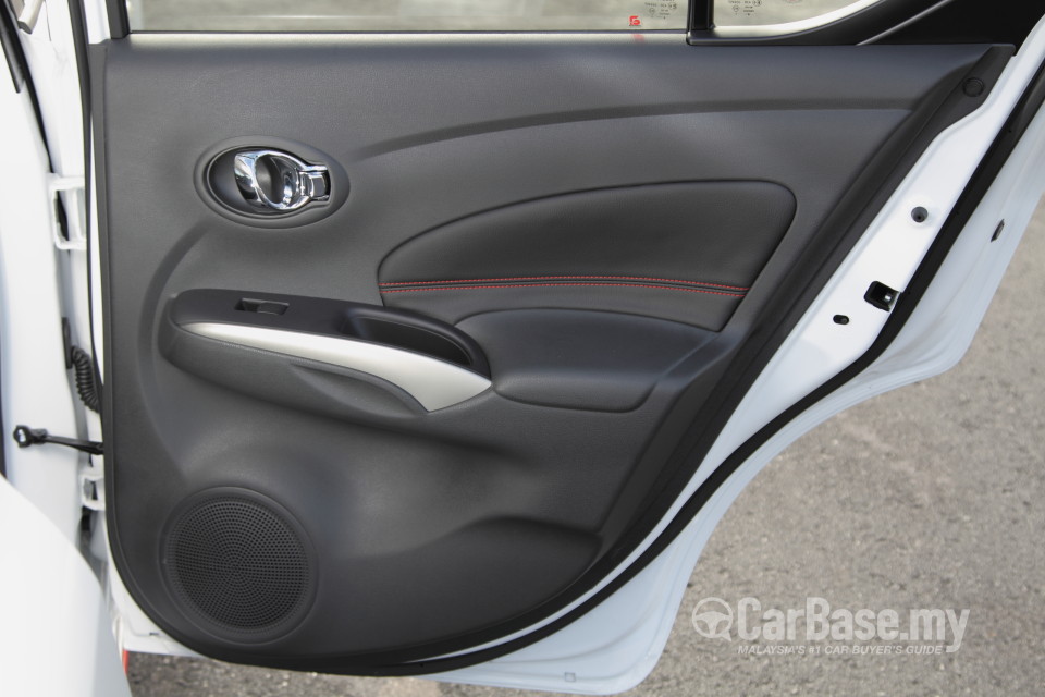 Nissan Almera N17 Facelift (2015) Interior