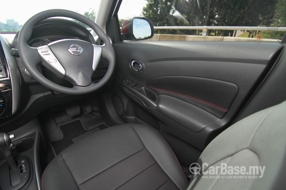 Nissan Almera N17 Facelift (2015) Interior