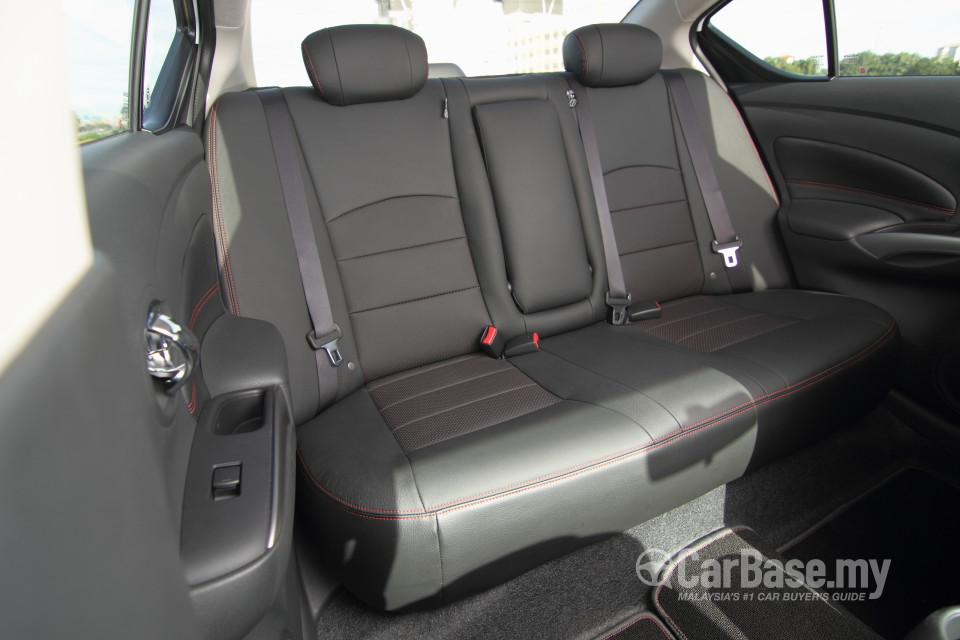 Nissan Almera N17 Facelift (2015) Interior
