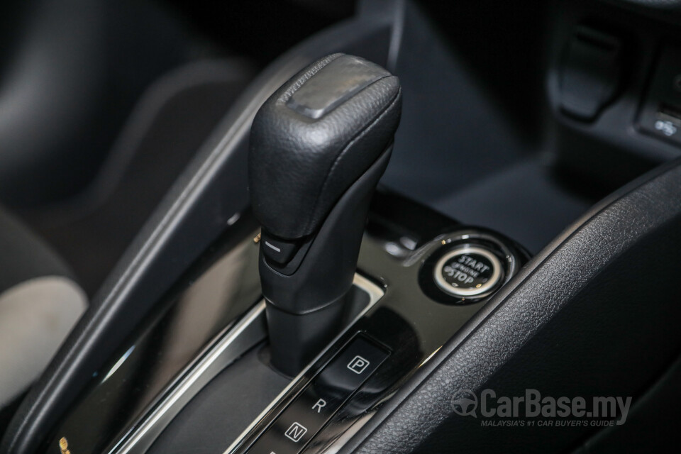 Nissan Navara D23 Facelift (2021) Interior