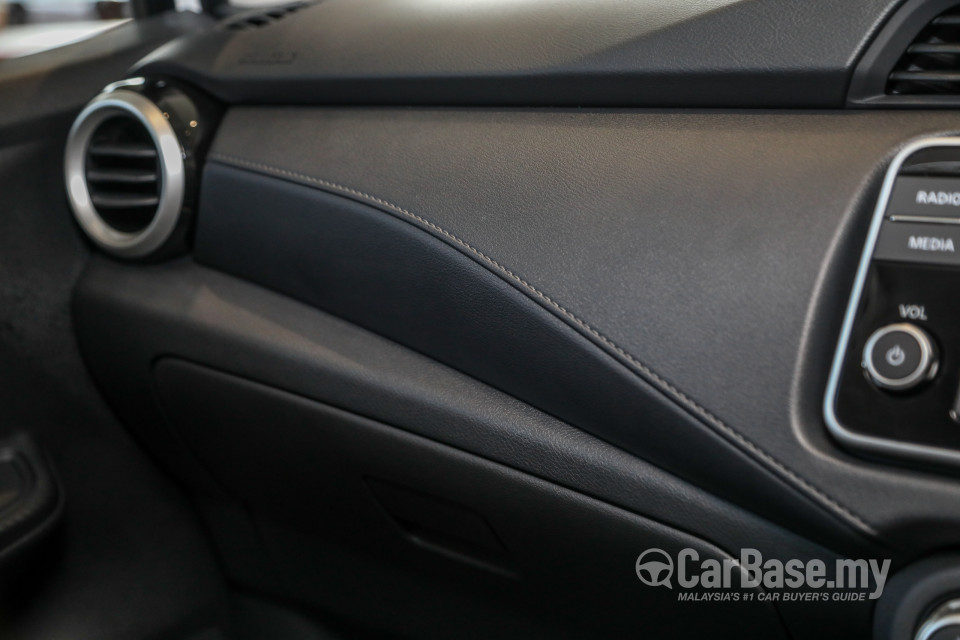 Nissan Almera N18 (2020) Interior