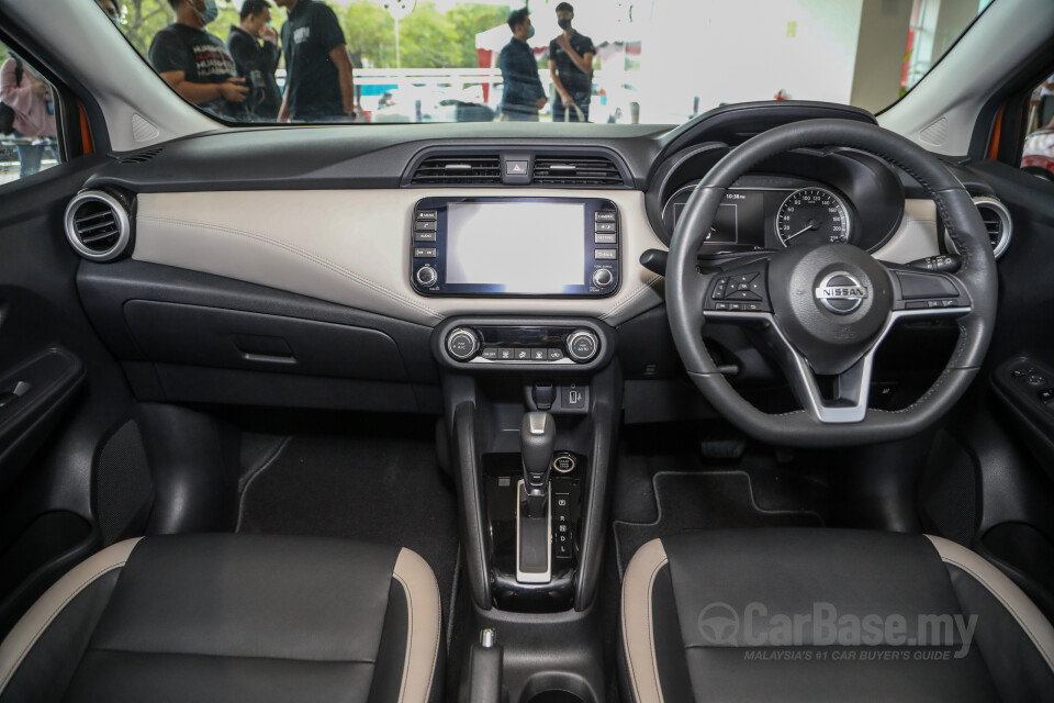 Honda Civic FC (2016) Interior