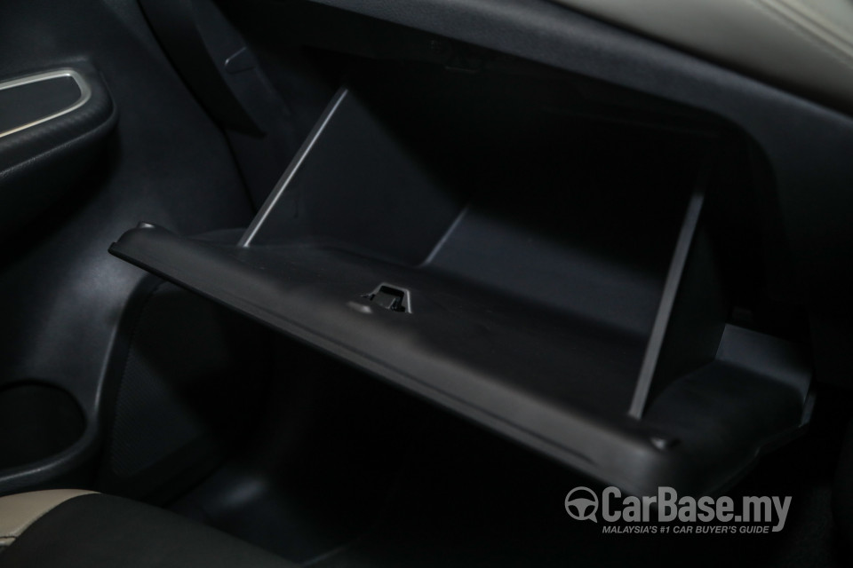 Nissan Almera N18 (2020) Interior