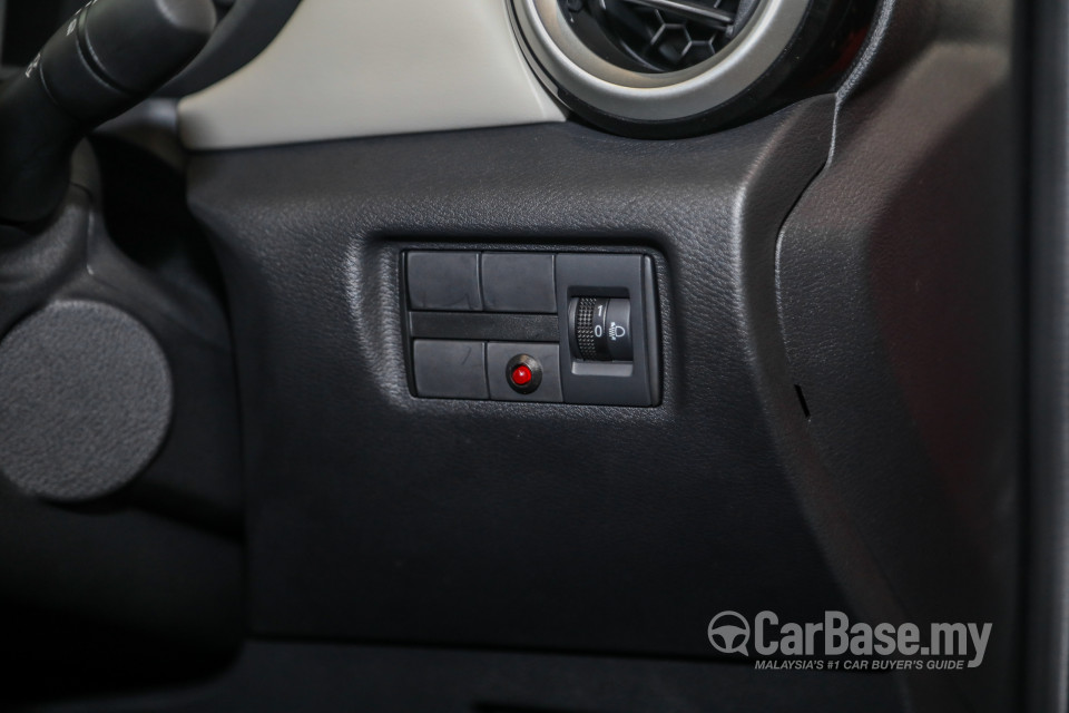 Nissan Almera N18 (2020) Interior