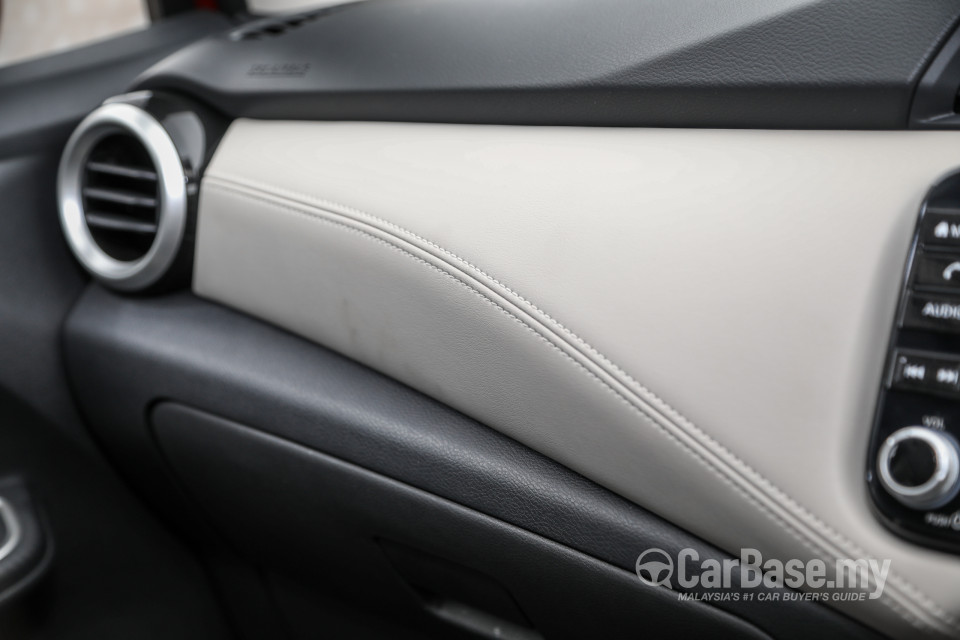 Nissan Almera N18 (2020) Interior