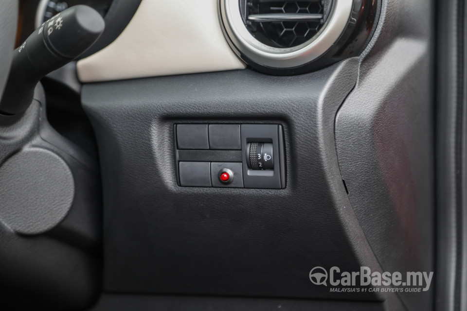 Nissan Almera N18 (2020) Interior