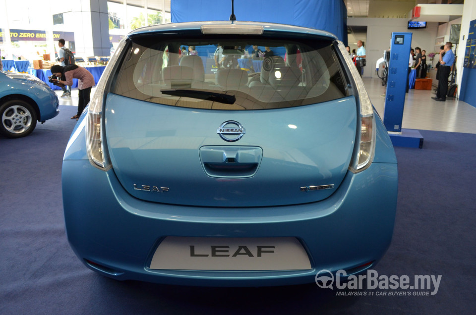 Nissan Leaf ZE0 (2013) Exterior