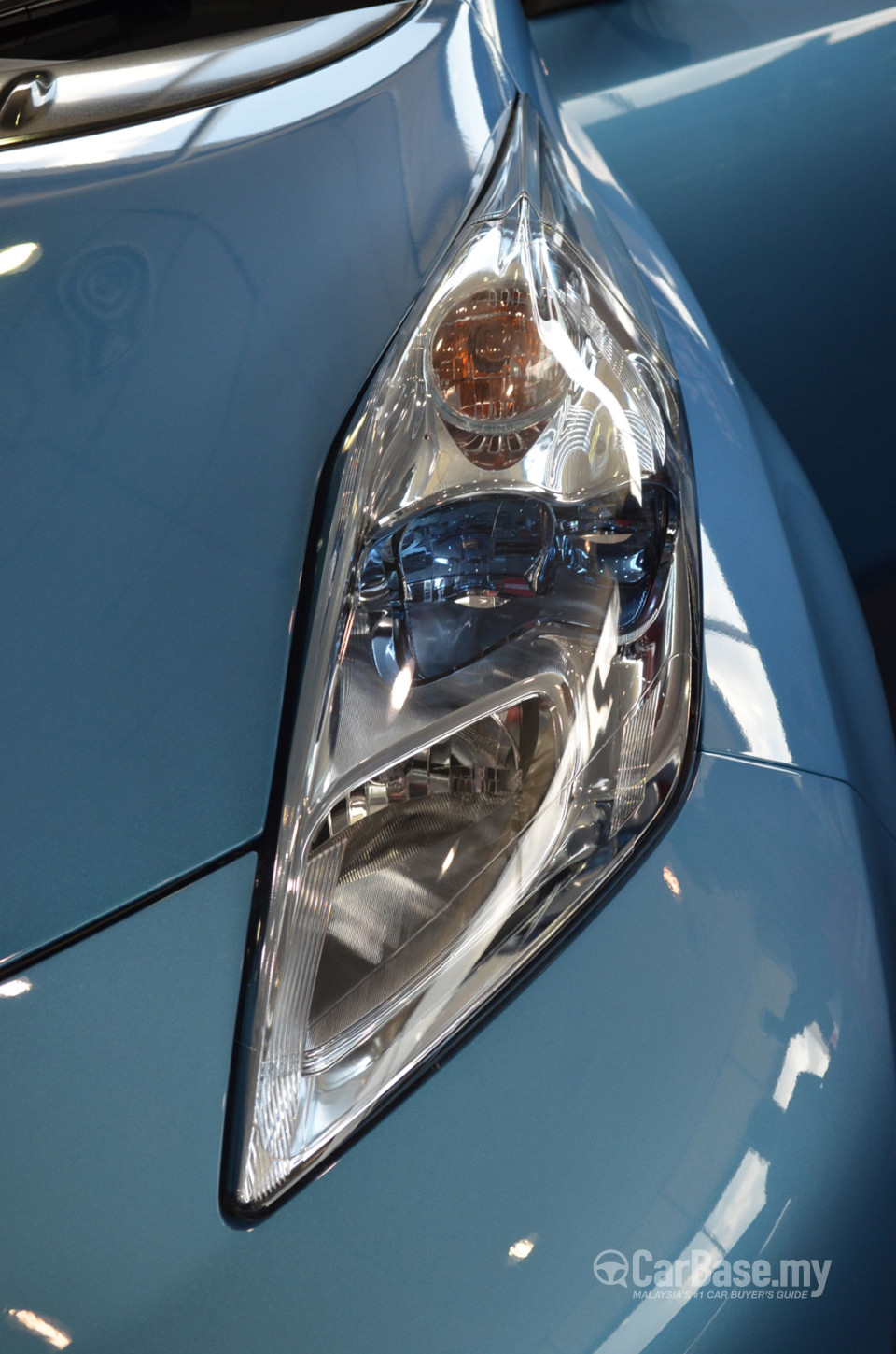 Nissan Leaf ZE0 (2013) Exterior