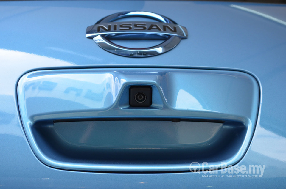 Nissan Leaf ZE0 (2013) Exterior