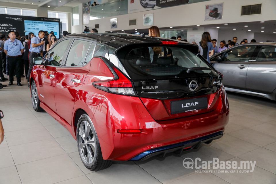 Nissan Leaf ZE1 (2019) Exterior