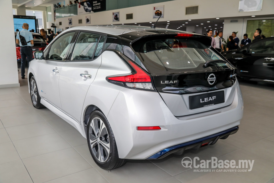 Nissan Leaf ZE1 (2019) Exterior