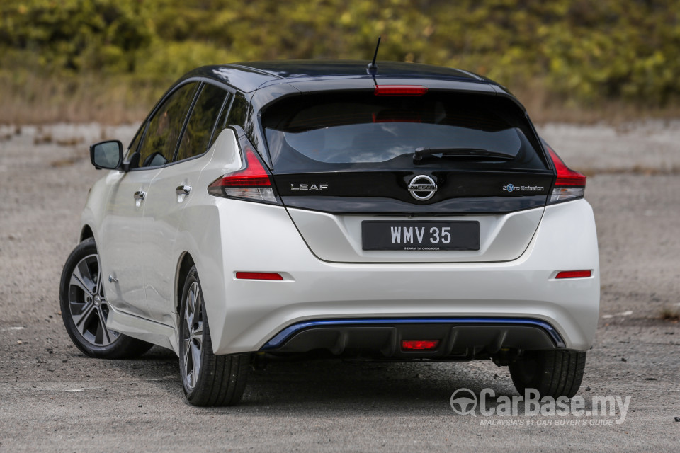 Nissan Leaf ZE1 (2019) Exterior