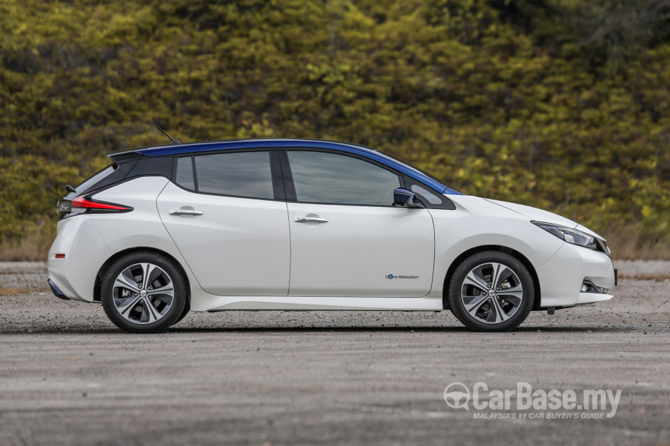 Nissan Leaf ZE1 (2019) Exterior