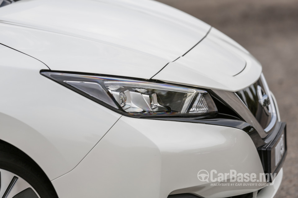 Nissan Leaf ZE1 (2019) Exterior