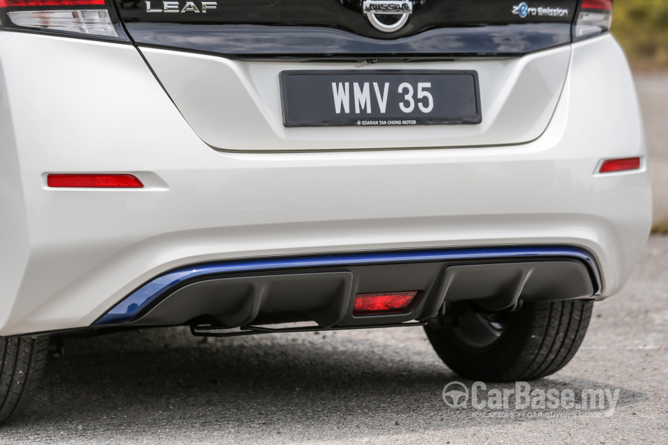 Nissan Leaf ZE1 (2019) Exterior
