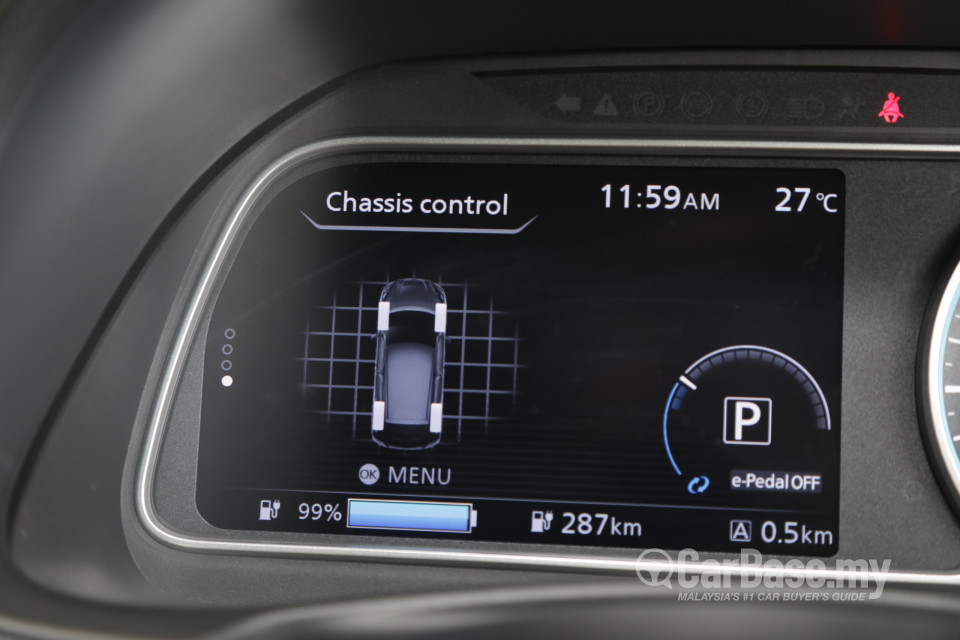 Nissan Leaf ZE1 (2019) Interior