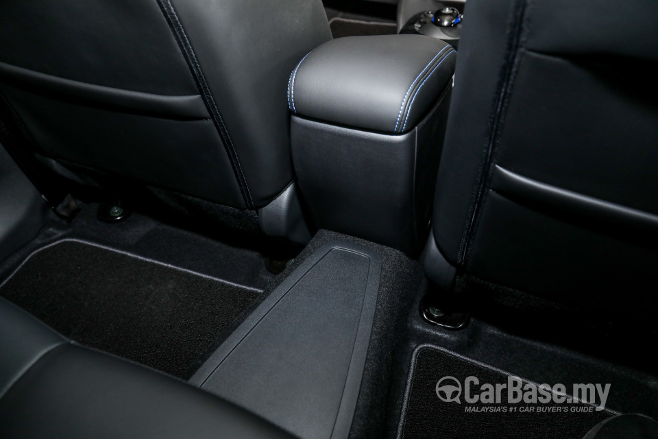 Nissan Leaf ZE1 (2019) Interior