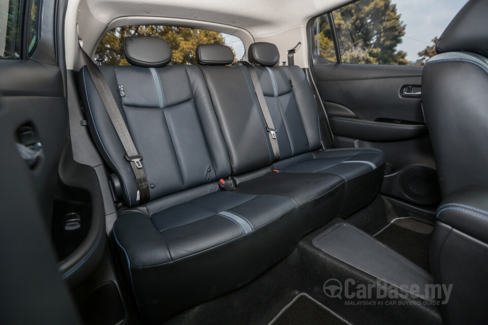 Chevrolet Cruze J300 (2012) Interior