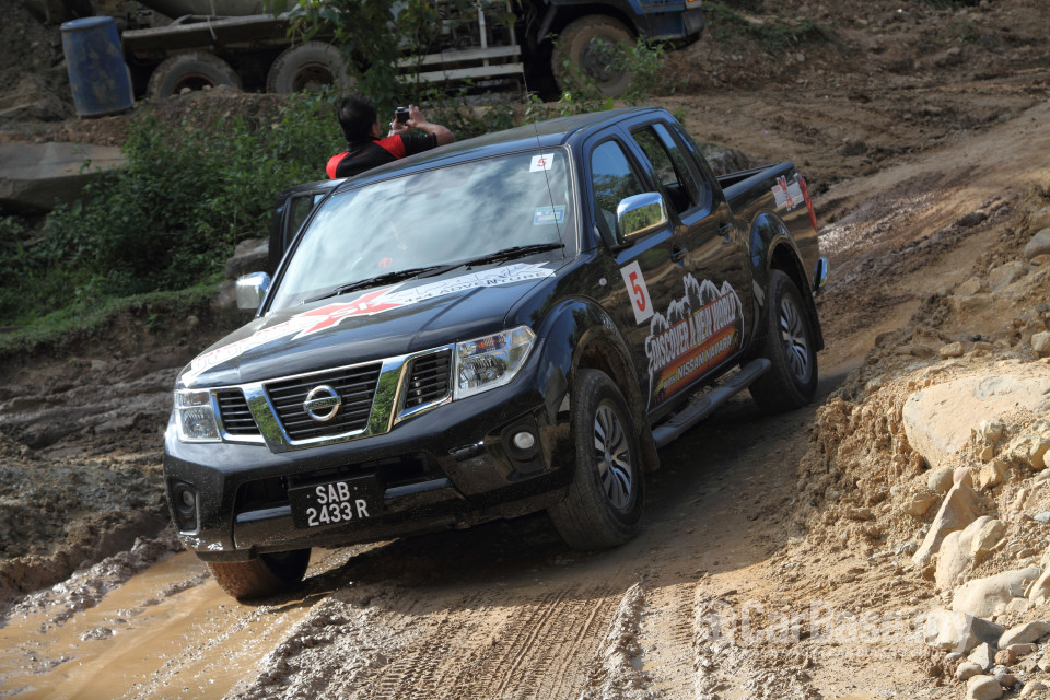 Nissan Navara D40 Facelift (2013) Exterior