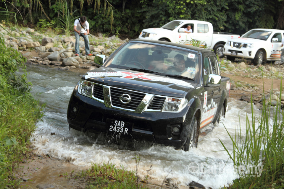 Nissan Navara D40 Facelift (2013) Exterior