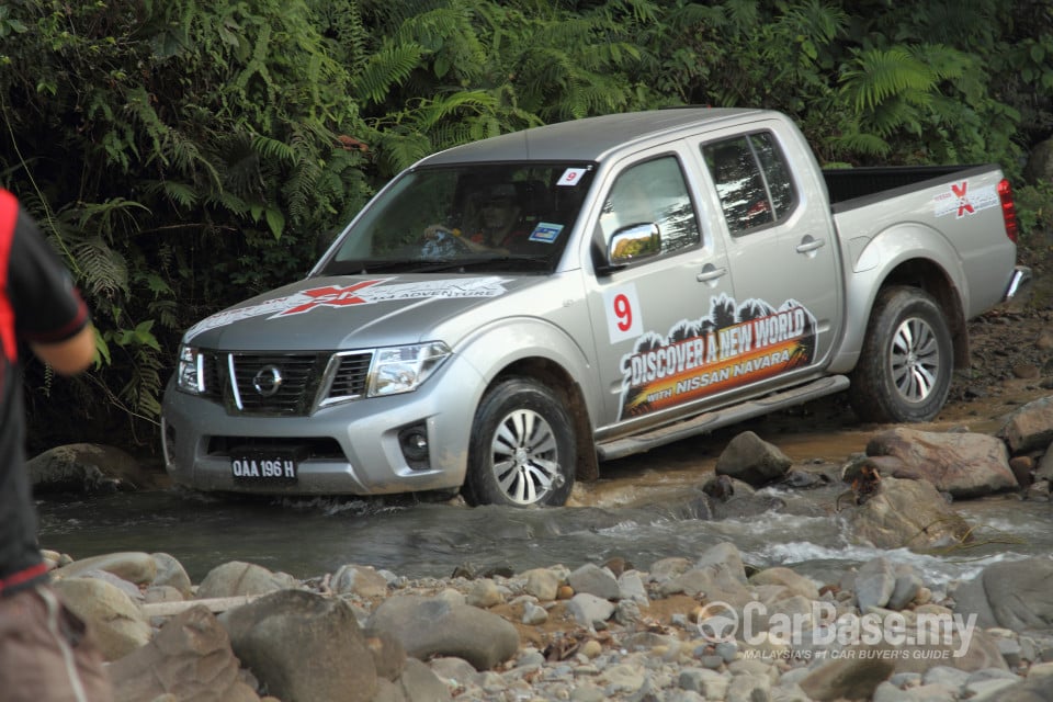 Nissan Navara D40 Facelift (2013) Exterior