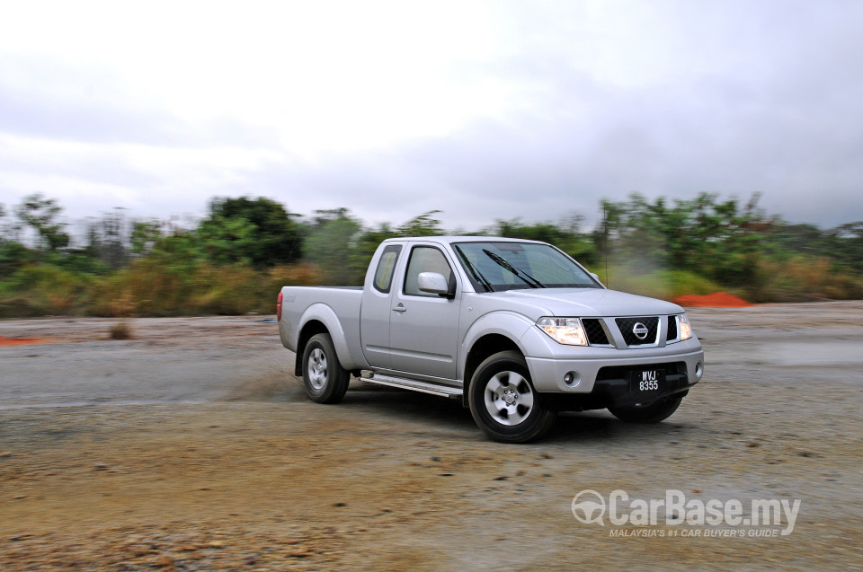 Nissan Navara D40 Facelift (2013) Exterior