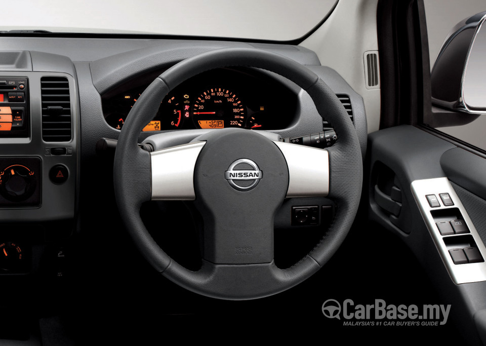 Nissan Navara D40 Facelift (2013) Interior