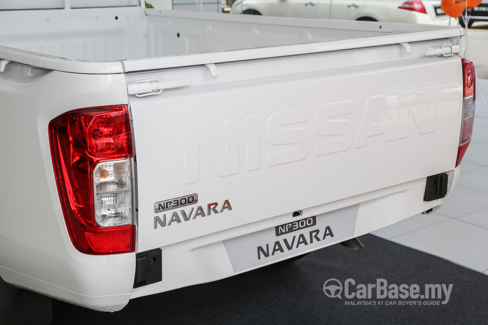 Nissan Navara D23 (2015) Exterior