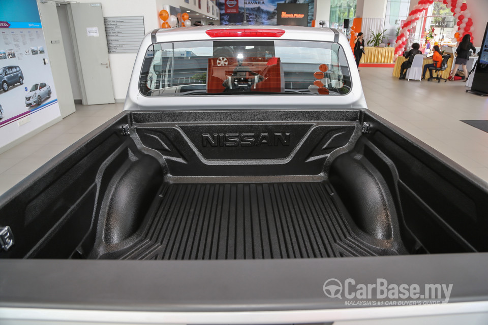 Nissan Navara D23 (2015) Exterior