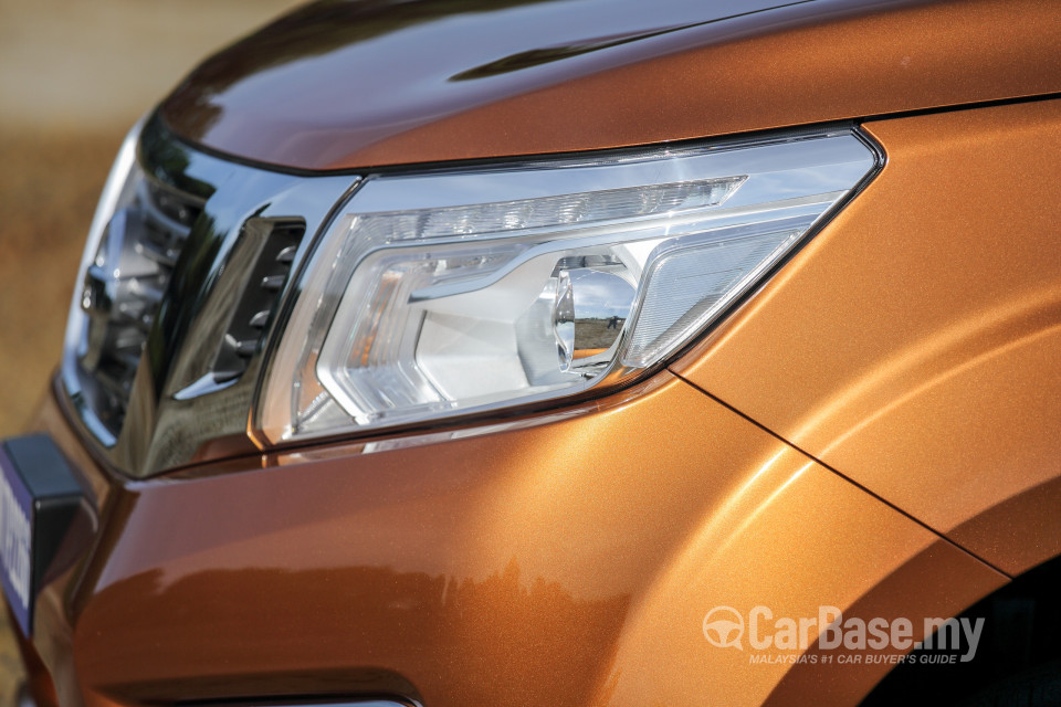 Nissan Navara D23 (2015) Exterior