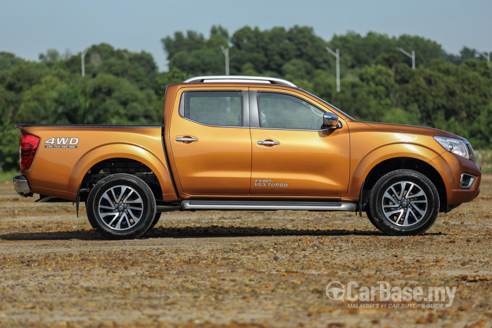 Nissan Navara D23 (2015) Exterior