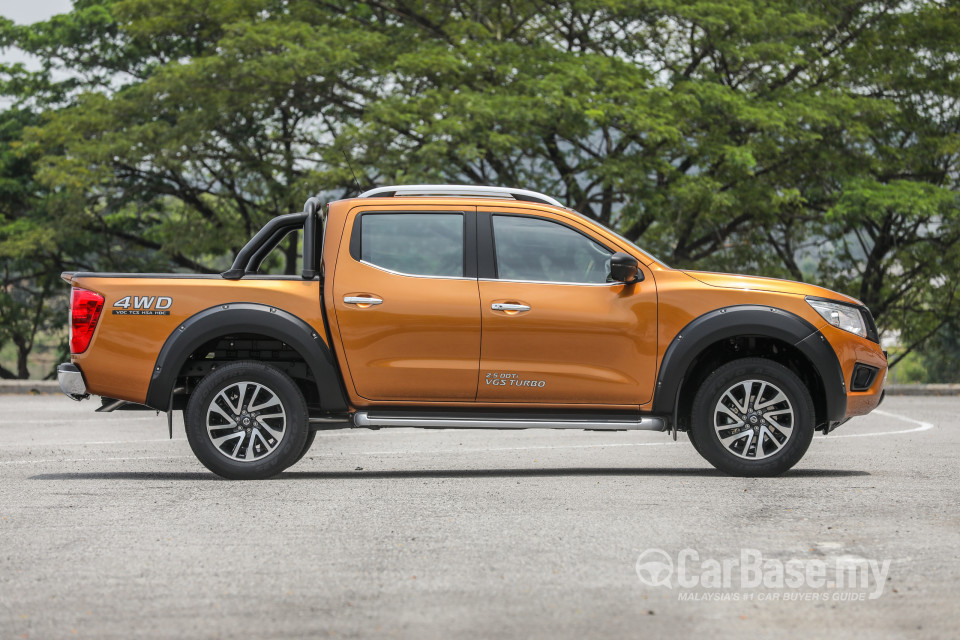 Nissan Navara D23 (2015) Exterior