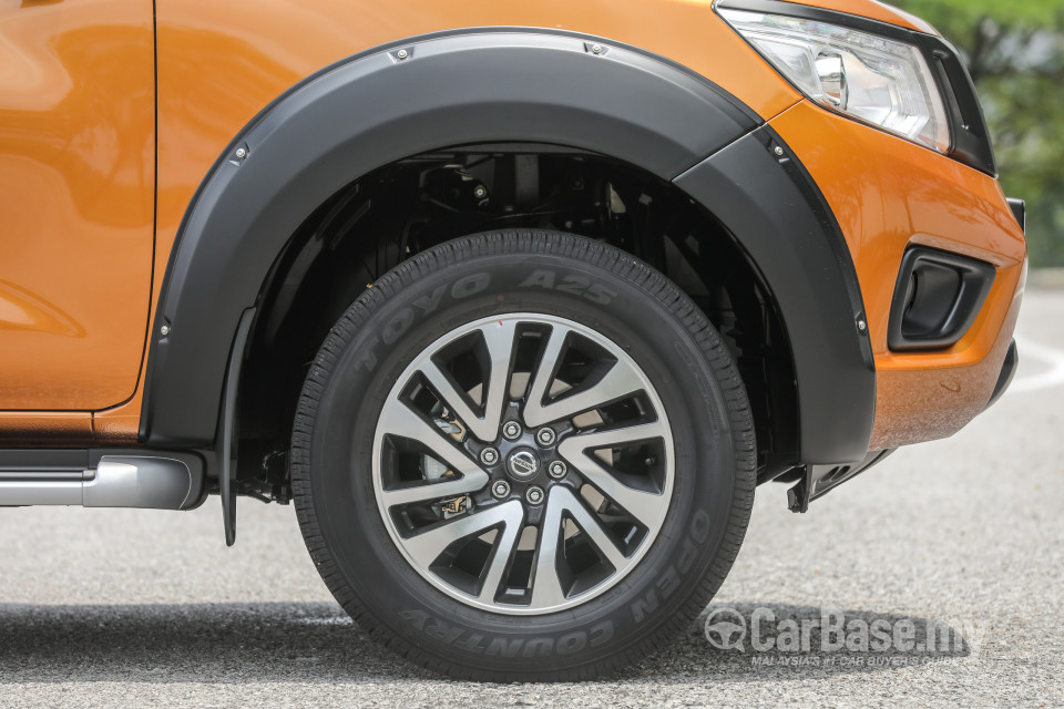 Nissan Navara D23 (2015) Exterior