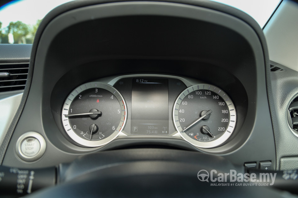 Nissan Navara D23 (2015) Interior