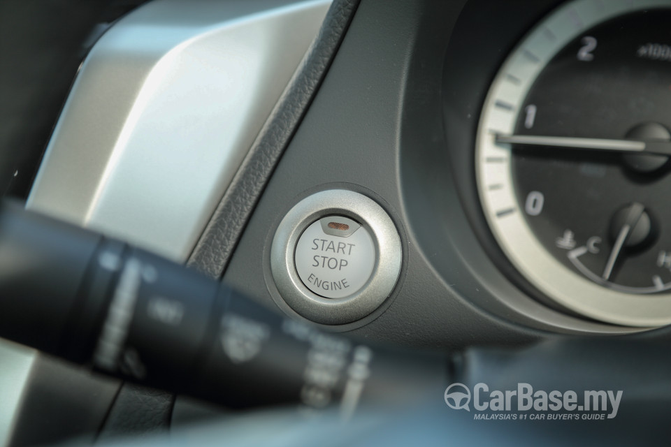 Nissan Navara D23 (2015) Interior