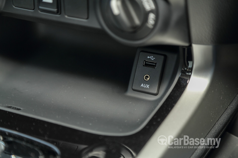 Nissan Navara D23 (2015) Interior