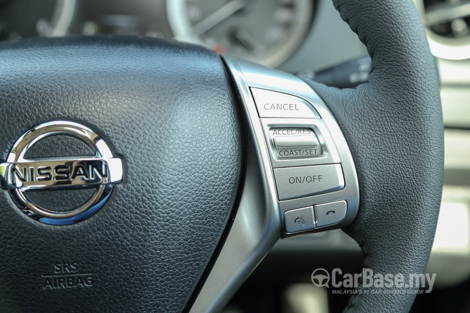 Nissan Navara D23 (2015) Interior