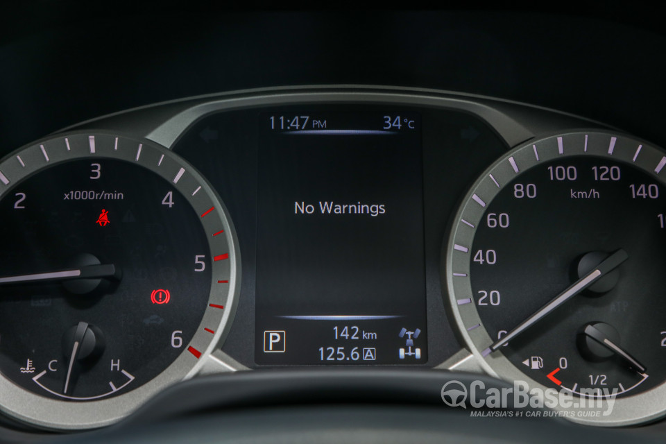 Nissan Navara D23 (2015) Interior
