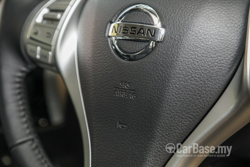 Nissan Navara D23 (2015) Interior