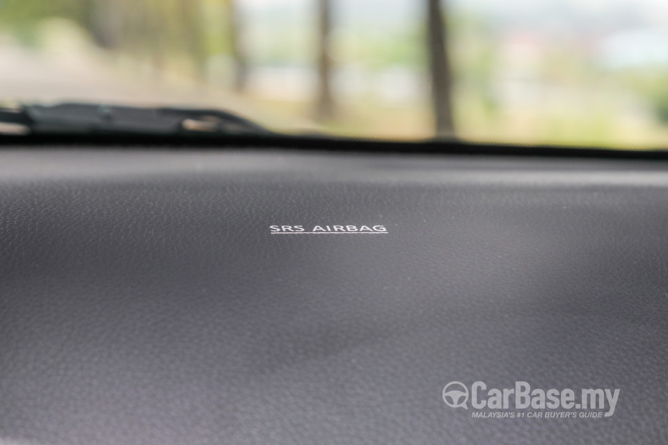 Nissan Navara D23 (2015) Interior