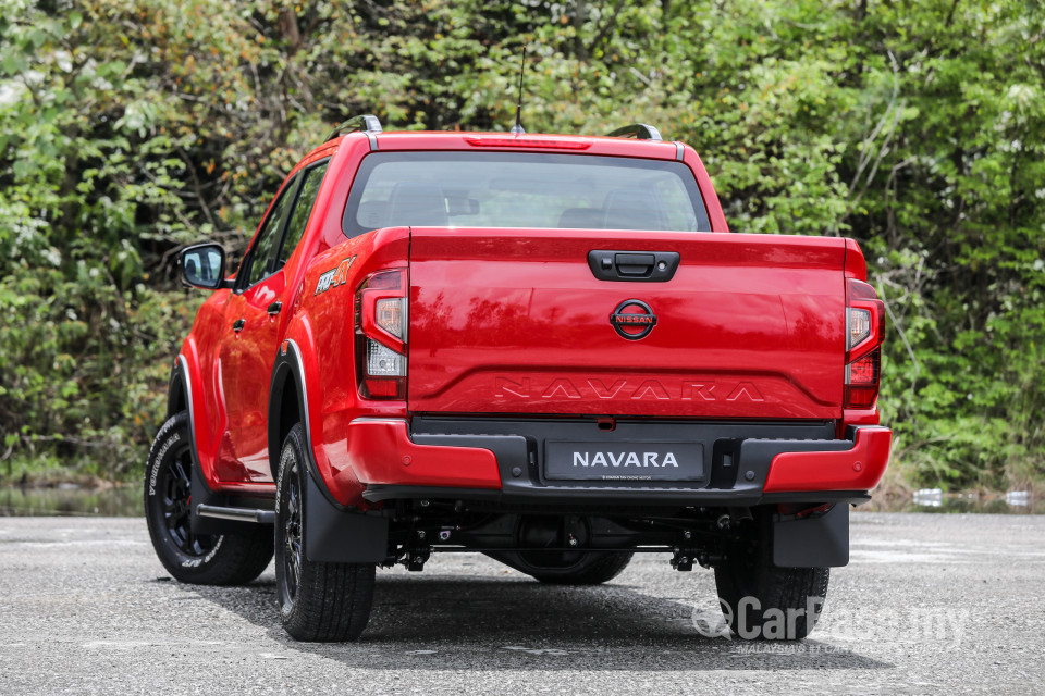 Nissan Navara D23 Facelift (2021) Exterior