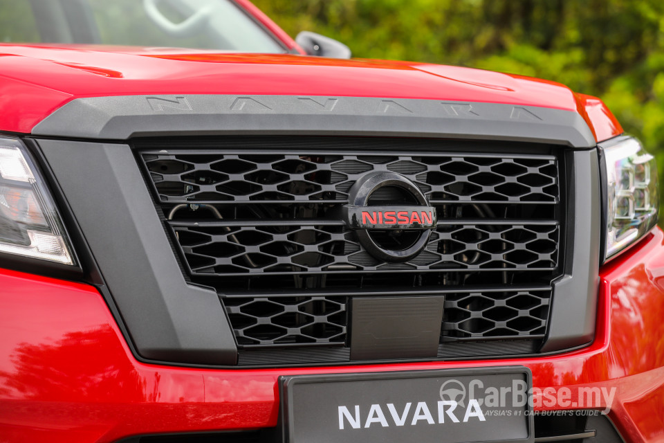Nissan Navara D23 Facelift (2021) Exterior