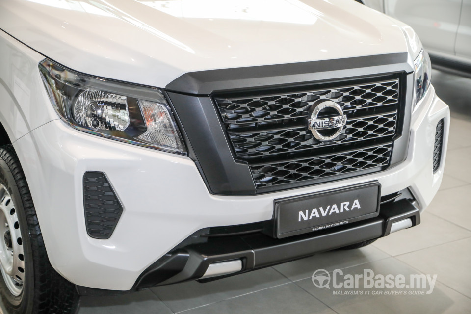 Nissan Navara D23 Facelift (2021) Exterior