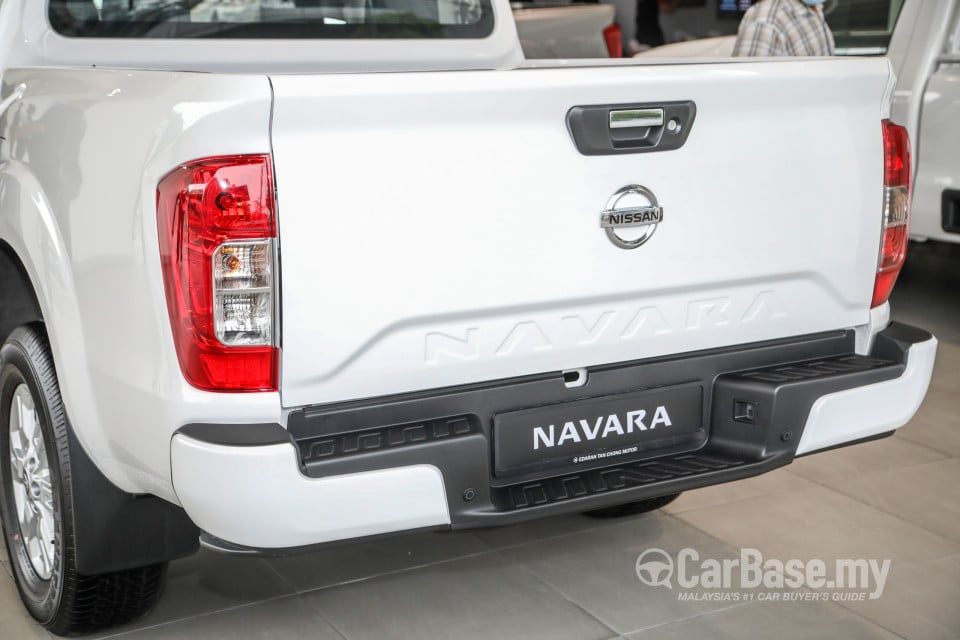 Nissan Navara D23 Facelift (2021) Exterior